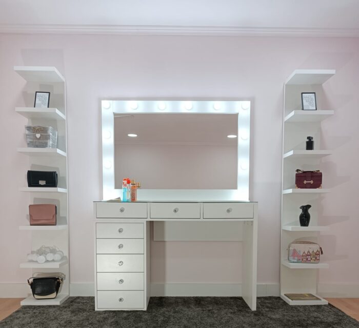 vanity table with mirror