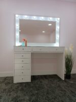 vanity table with mirror