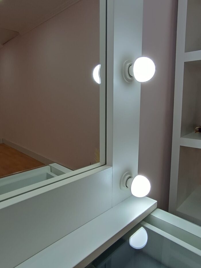 makeup vanity desk