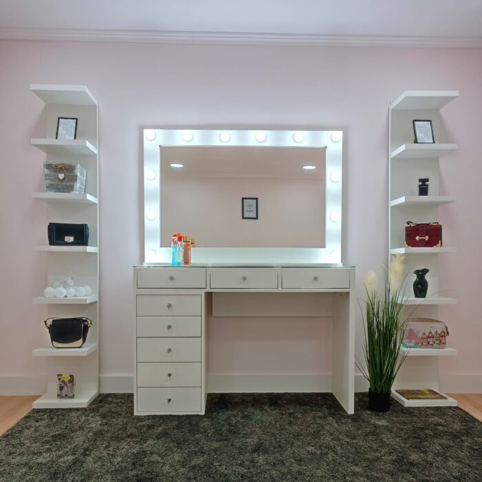 vanity table with mirror