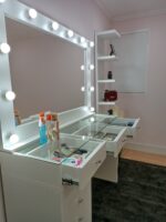 vanity table with mirror
