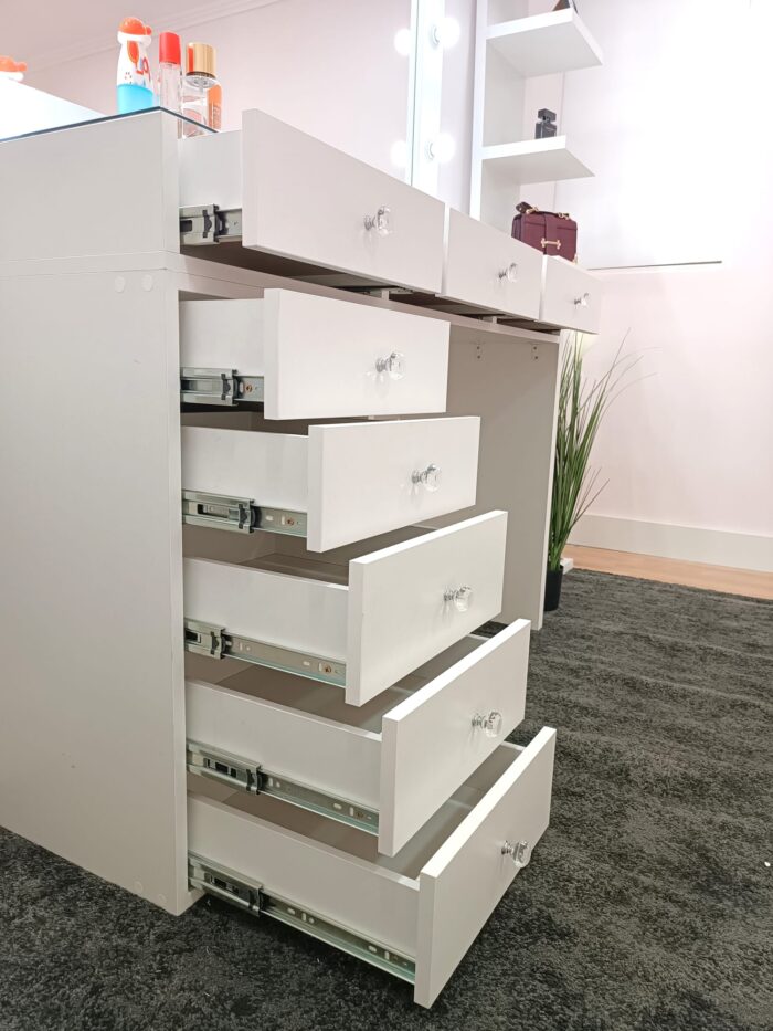 vanity table with mirror