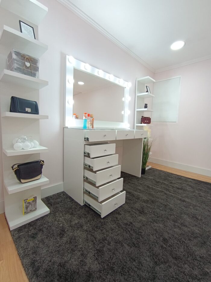 vanity table with mirror
