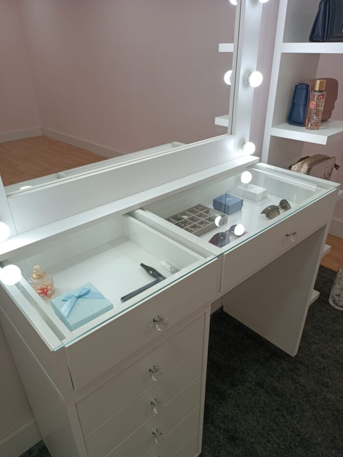 makeup vanity desk