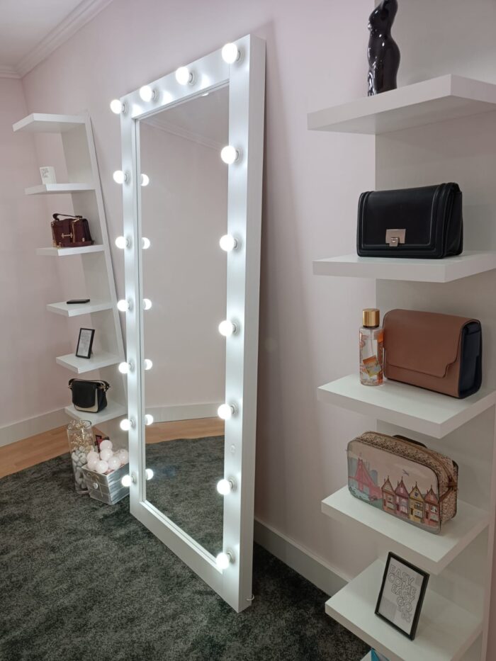 vanity mirror with lights