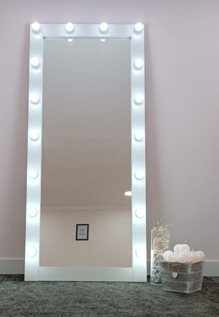 vanity mirror with lights