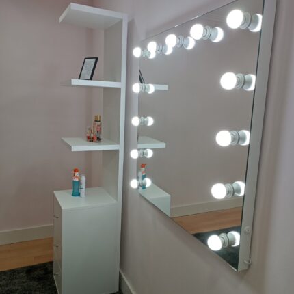 makeup mirror