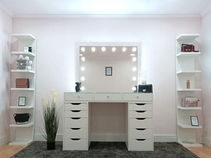 makeup vanity with lights