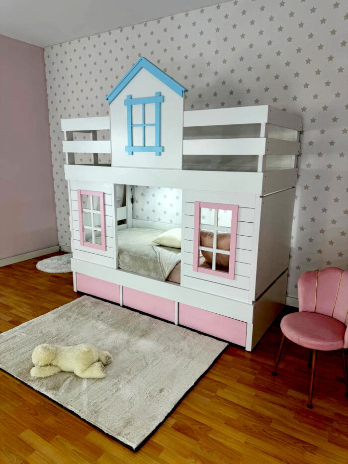Comfortable bunk bed